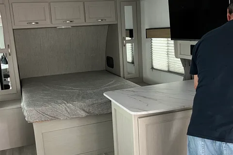 Richard's Cruiser RV Embrace EL22RB Travel Trailer