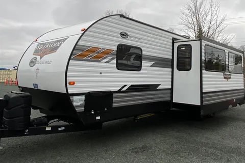 Mac,s Wildwood 26DBUD Travel Trailer