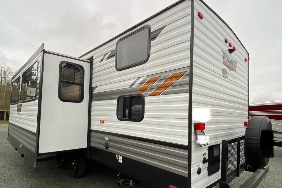 Mac,s Wildwood 26DBUD Travel Trailer