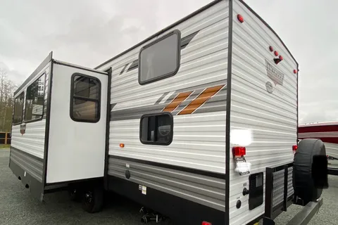 Mac,s Wildwood 26DBUD Travel Trailer