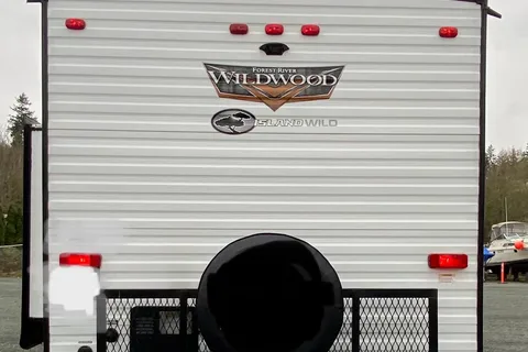 Mac,s Wildwood 26DBUD Travel Trailer
