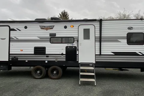 Mac,s Wildwood 26DBUD Travel Trailer