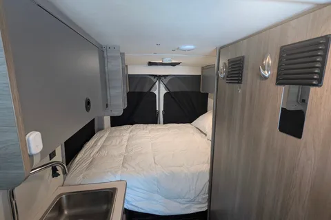 Winnebago Solis | Seats and sleeps 4