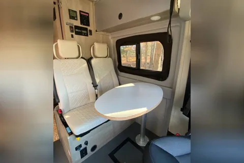 Winnebago Solis | Seats and sleeps 4