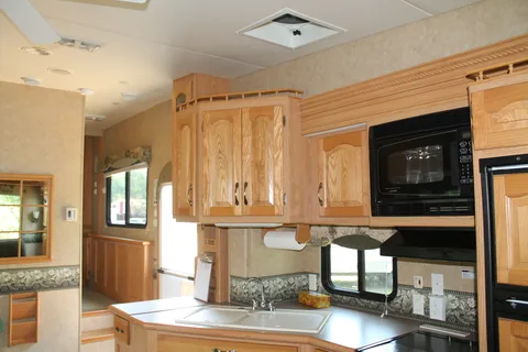 Luxury Newmar Cypress Fifth Wheel