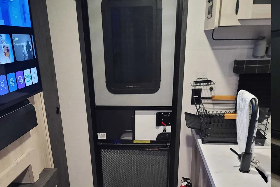 *BRAND NEW 2024 KZ Sportsmen Travel Trailer 32' Sleeps 9 "EVERYTHING YOU NEED INCLUDED"