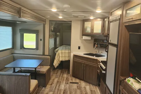 Andrew 's Keystone Hideout Travel Trailer