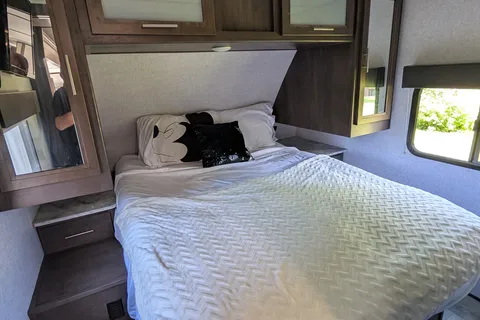 Tyler's Coleman Dutchman Lite 2455BH Travel Trailer