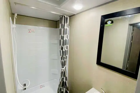 Sarah's Coachmen Catalina Summit Series 7 184BHS Travel Trailer