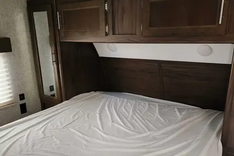 Let's Hookup Rentals