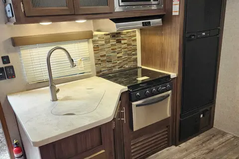 Let's Hookup Rentals