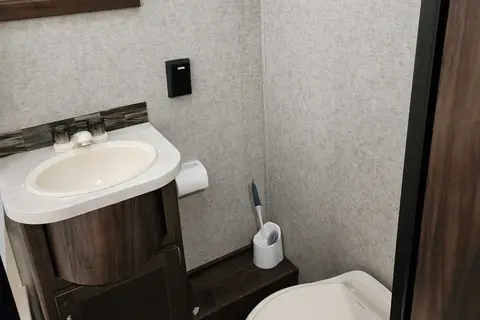 Let's Hookup Rentals