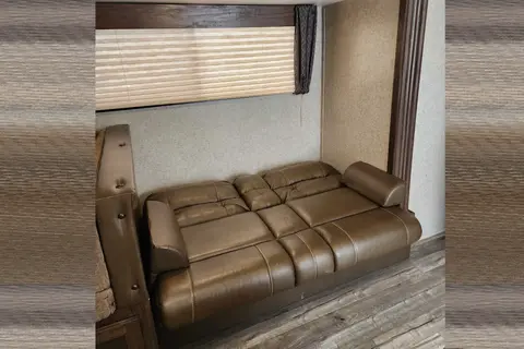 Let's Hookup Rentals