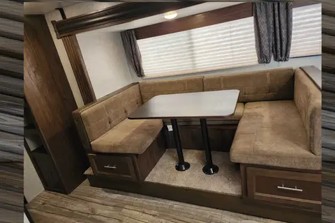 Let's Hookup Rentals