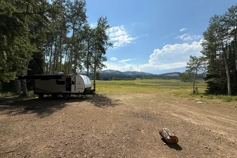 Bray's Ember RV 19ETS Travel Trailer