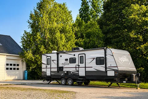 Large Travel Trailer in Owen Sound