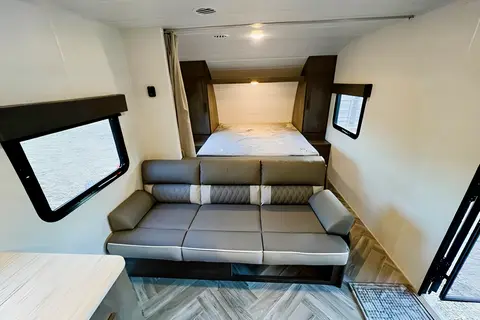 EVO 268BHS #2 - Great for Dry Camping
