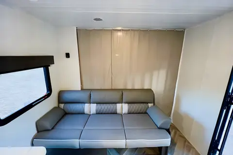 EVO 268BHS #2 - Great for Dry Camping
