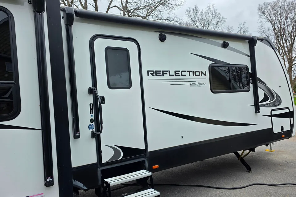 Ryan's Grand Design 315rlts Travel Trailer