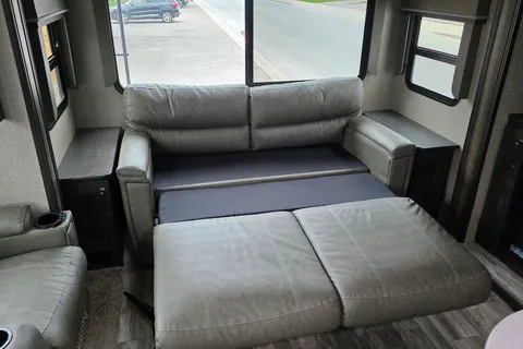 Ryan's Grand Design 315rlts Travel Trailer
