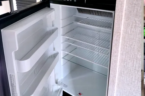 Off-Grid Escaper