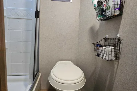23ft 2019 Winnebago with Bunk Beds