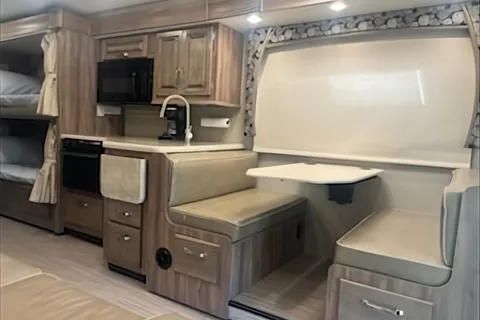 Jayco Greyhawk 31F Class C