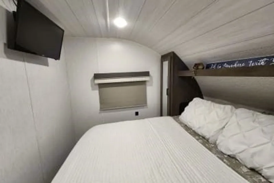 Glamping with Bunkhouse!