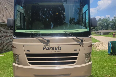 Scot's Coachmen Pursuit Class A