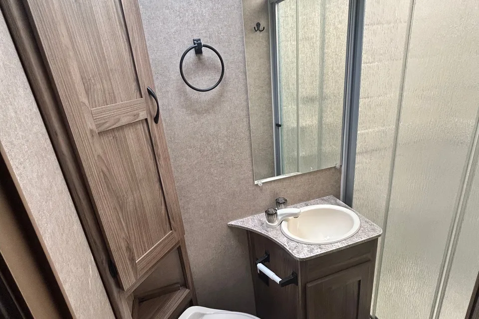 2016 Coachmen freelander.