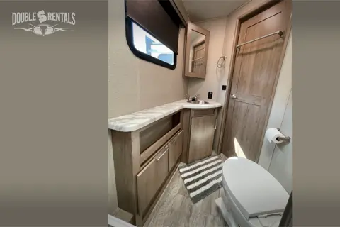 IMAGINE w/ Private Master, Bunks, Luxury Recliners & Outdoor Kitchen