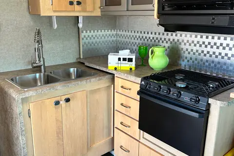 2016 Modern Retro Glamper