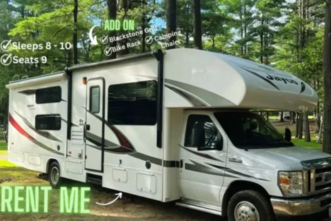 "Jupiter" the Bunkhouse Motorhome | Sleeps 8
