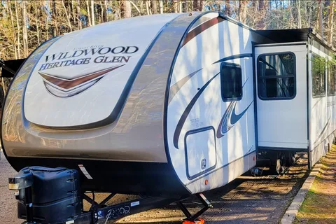 Kenneth and Melisia's Forest River Heritage Glen 25RBHL Travel Trailer