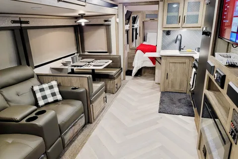 Kenneth and Melisia's Forest River Heritage Glen 25RBHL Travel Trailer