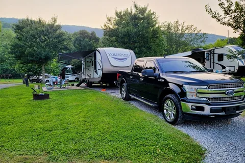 Kenneth and Melisia's Forest River Heritage Glen 25RBHL Travel Trailer