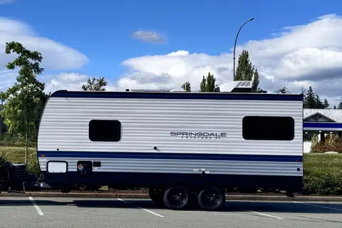 Keystone 200RLC Travel Trailer FULL HOOKUP ONLY
