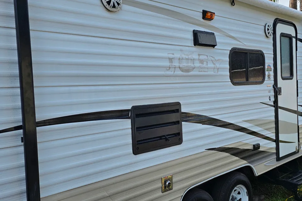 Jimmy's skyline 236 Travel Trailer