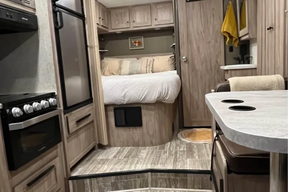 Forest River Ford E-450 Classe C 24 pieds
