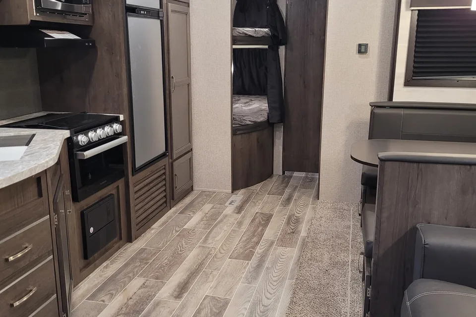 🌟5 Star Travel Trailer- sleeps 8! Comfort and luxury 