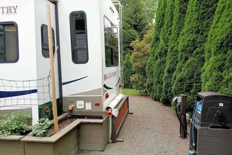 Harrison Hot Springs Set location - non moveable