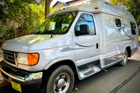 2007 PleasureWay with Solar & Generator