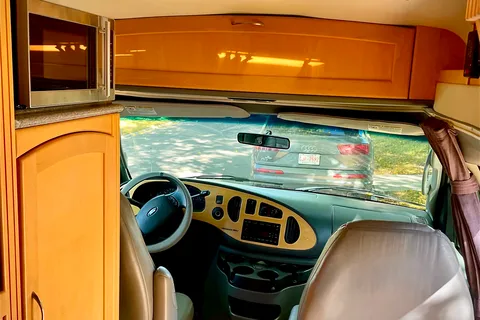 2007 PleasureWay with Solar & Generator