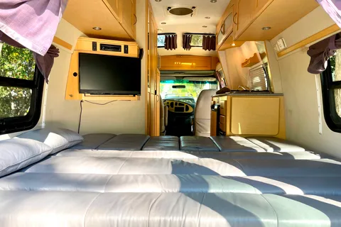 2007 PleasureWay with Solar & Generator
