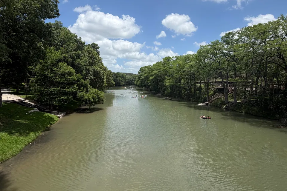 Canyon Lake Retreat RV Cottage
