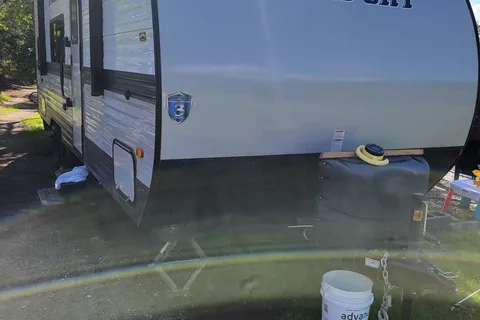 Jordan's Gulf Stream Kingsport 248bh Travel Trailer