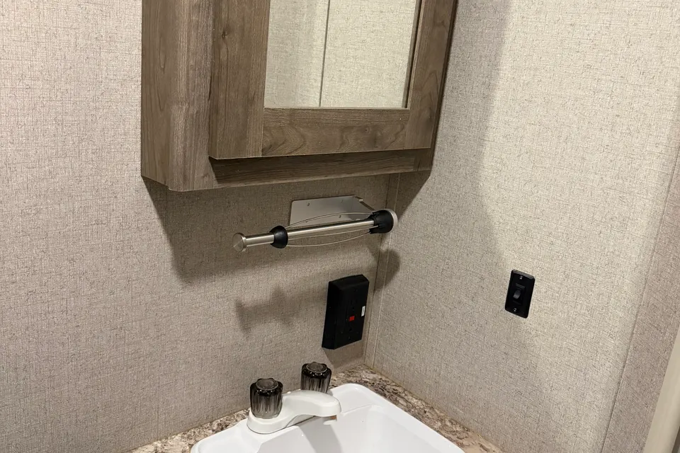 Family Friendly Aspen Trail Camper