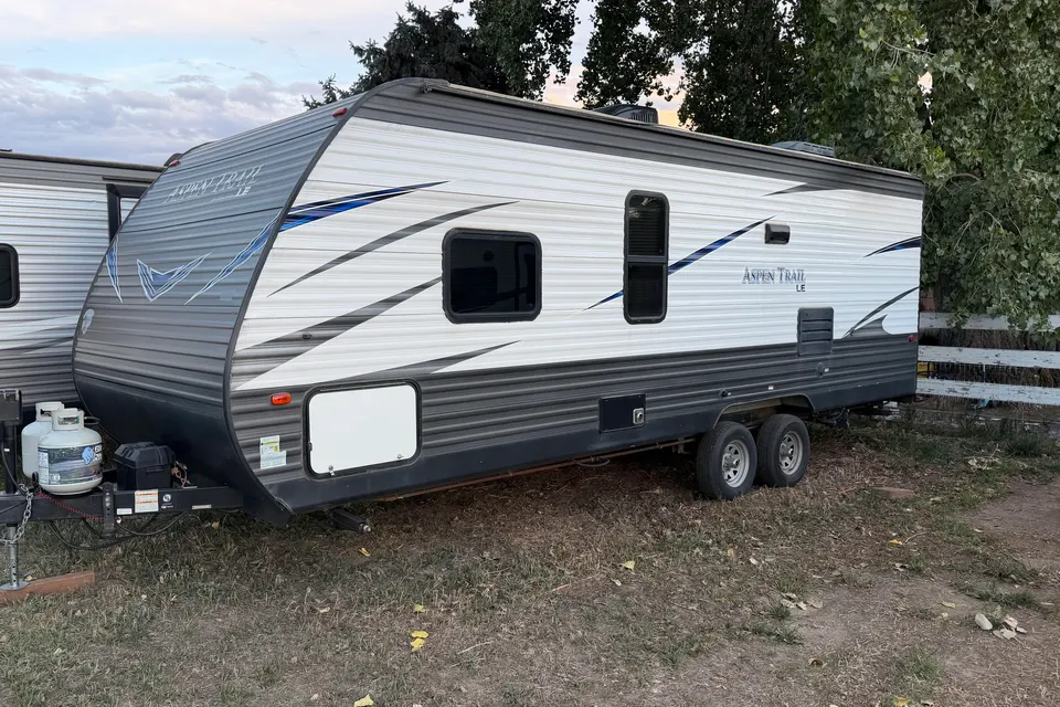 Family Friendly Aspen Trail Camper