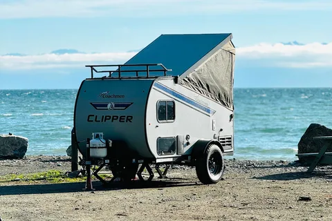 JnM Clipper Camper