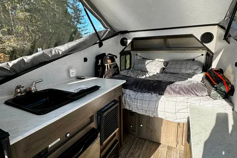 JnM Clipper Camper